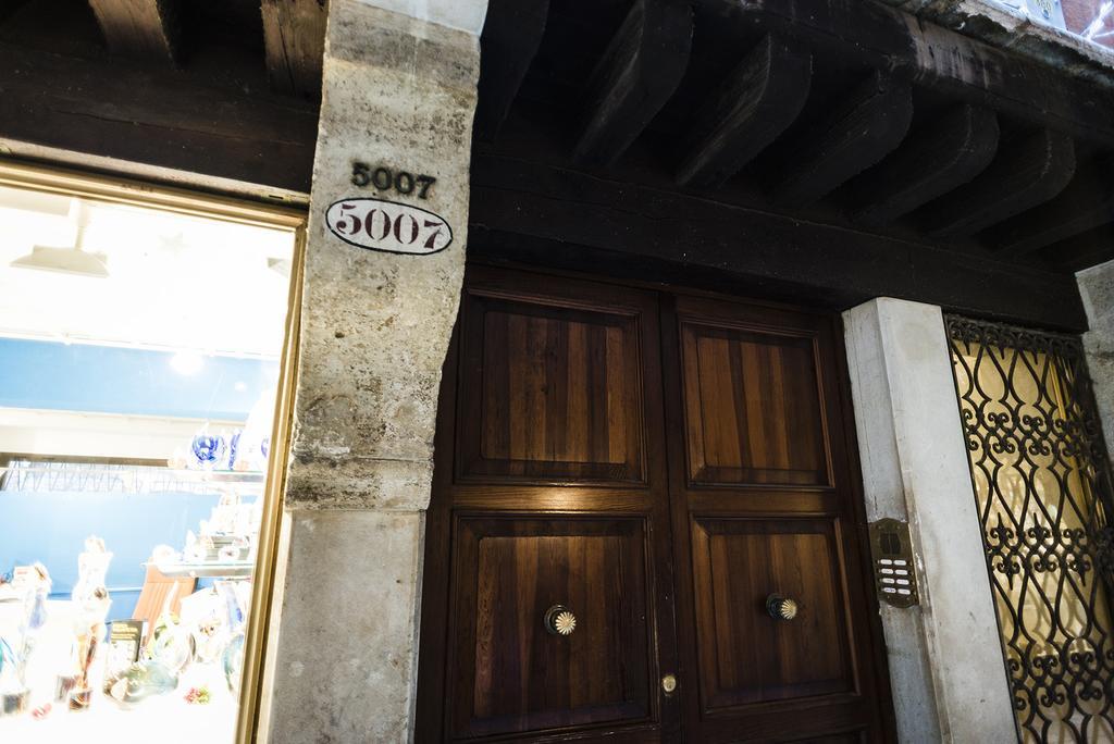 Myplace Rialto Apartments Wenecja Zewnętrze zdjęcie